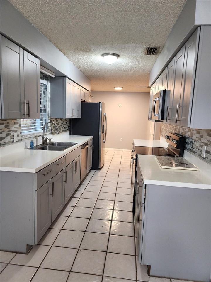 2033 Quintilis Ct #NA - Photo 3 of 20