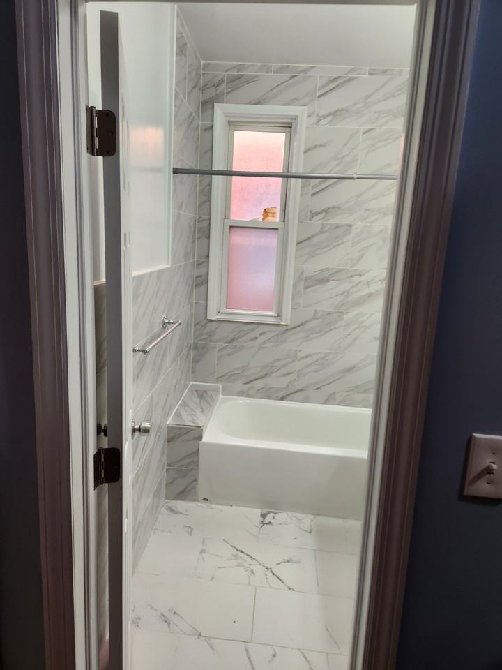 Morris Park Ave #6 - Photo 2 of 16