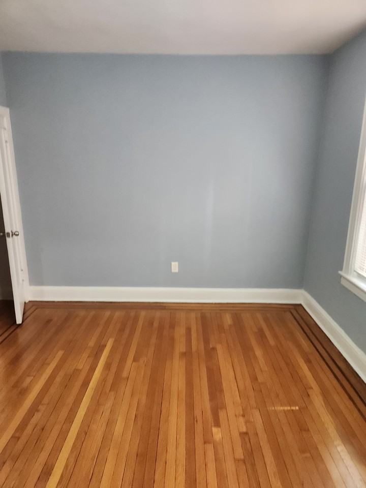 Morris Park Ave #6 - Photo 4 of 16