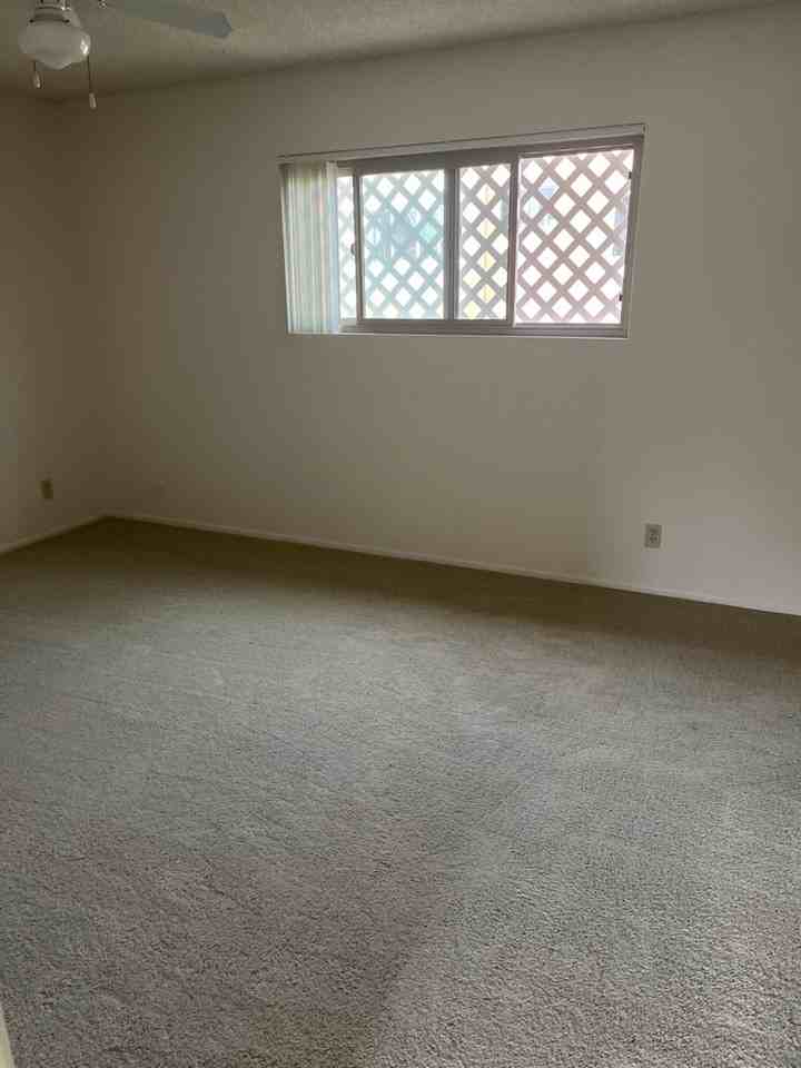 3316 Harding St #7 - Photo 3 of 10