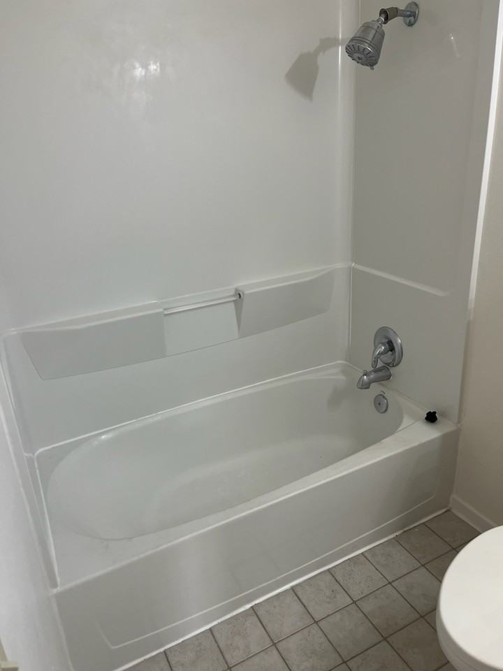 3316 Harding St #7 - Photo 6 of 10