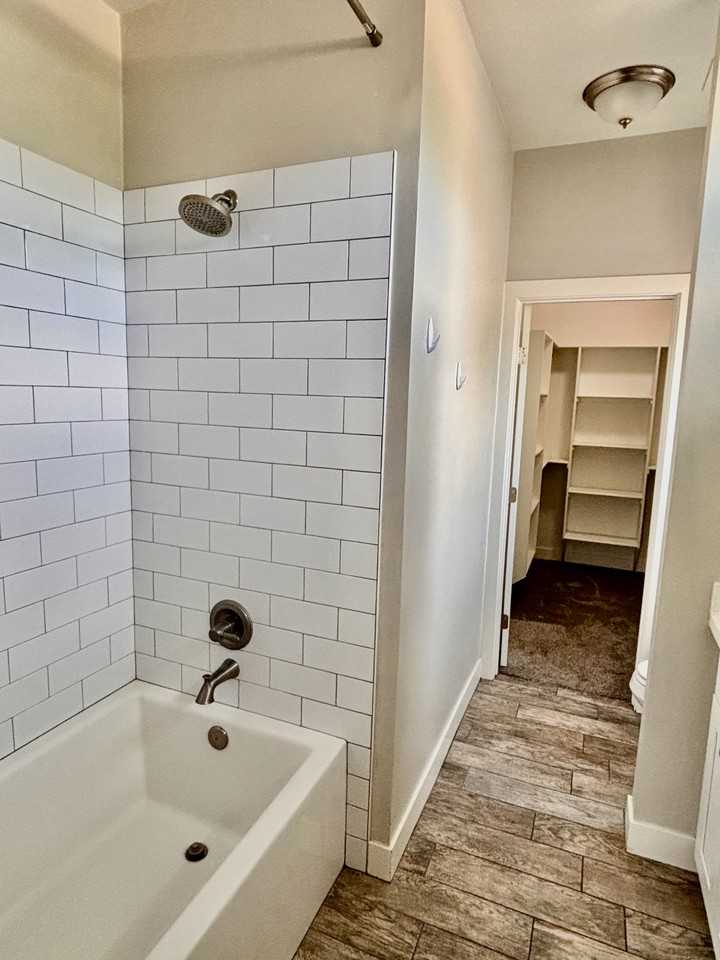 526 Heritage Cir #NA - Photo 7 of 19