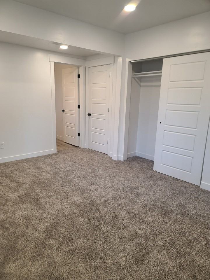 974 Grant Ave #NA - Photo 4 of 7