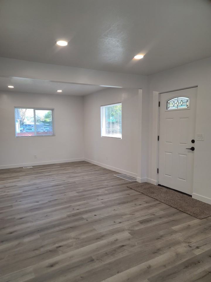 974 Grant Ave #NA - Photo 7 of 7