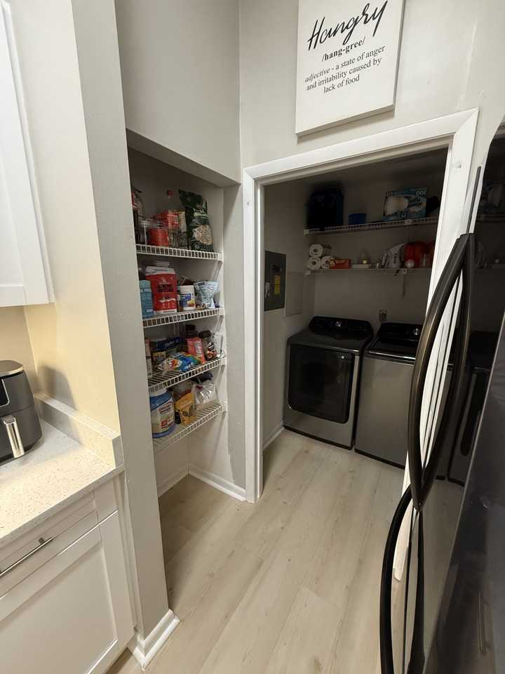 3811 Sw 28th Ter #3811 - Photo 2 of 19