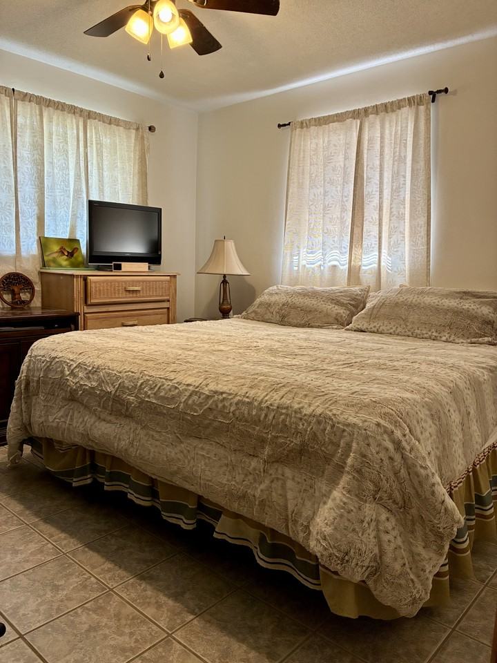 311 Ne 17th Ave #204 - Photo 3 of 23