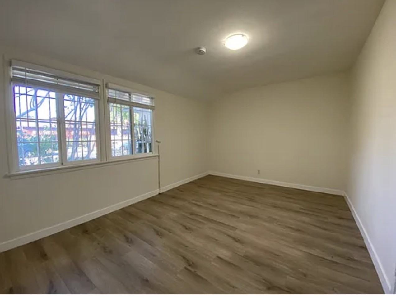 14870 Albers St #NA - Photo 6 of 13