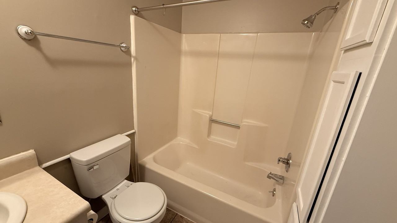 4 Dubois Ct #4 - Photo 5 of 20