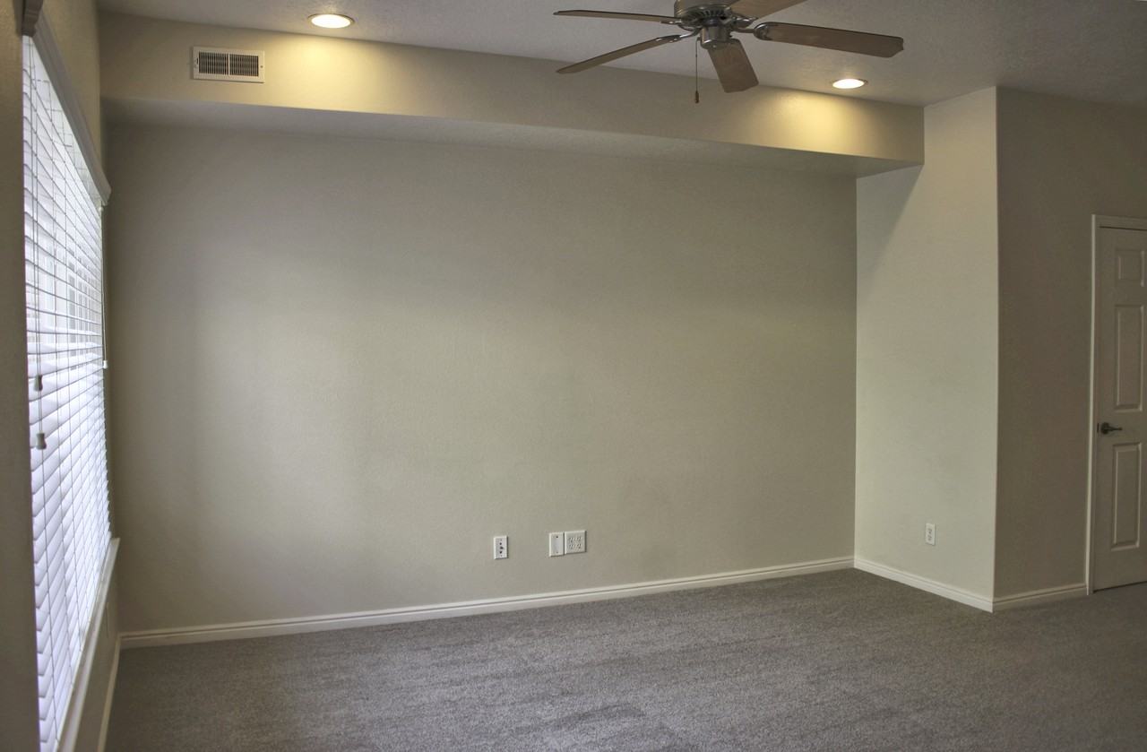 1145 Canyon Meadow Dr #10 - Photo 3 of 31