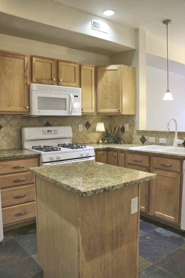 1145 Canyon Meadow Dr #10 - Photo 6 of 31