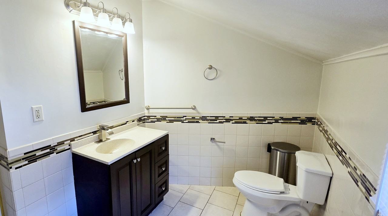 537 Goepp Cir #B - Photo 5 of 20