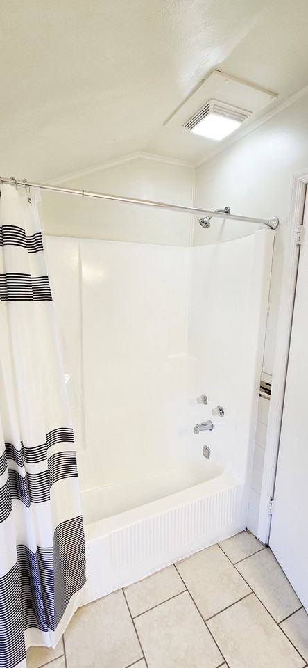 537 Goepp Cir #B - Photo 6 of 20