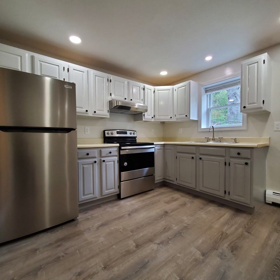 2890 Main St #4 - Photo 6 of 15