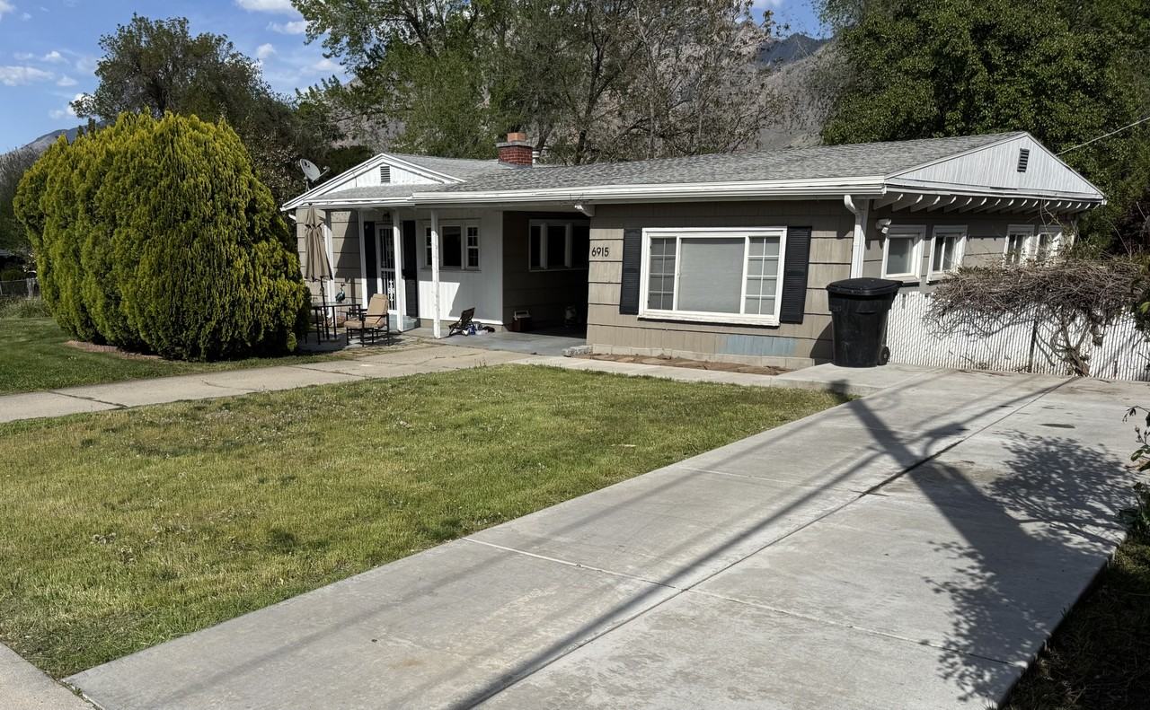 6915 S Brookhill Dr - Photo 2 of 22