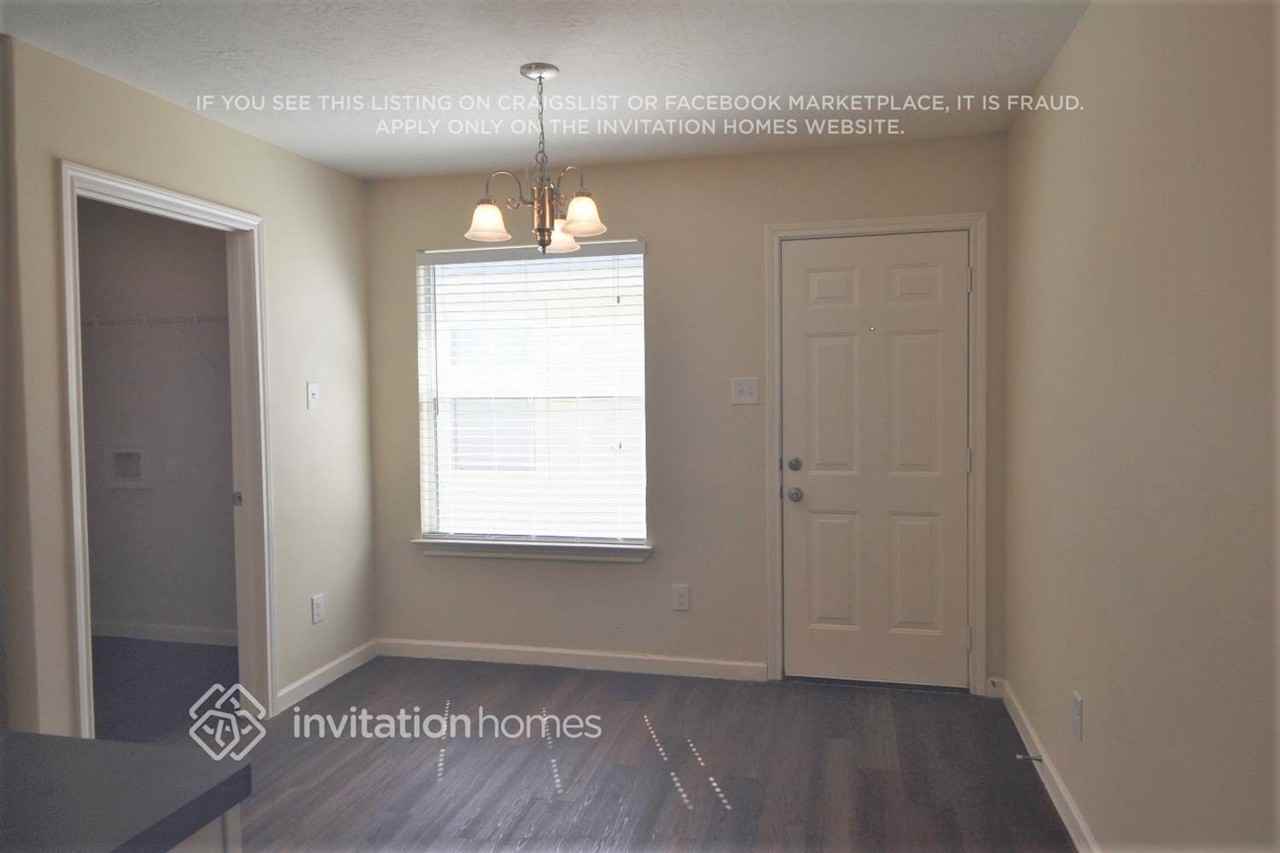 8567 Chaletford Dr - Photo 6 of 13