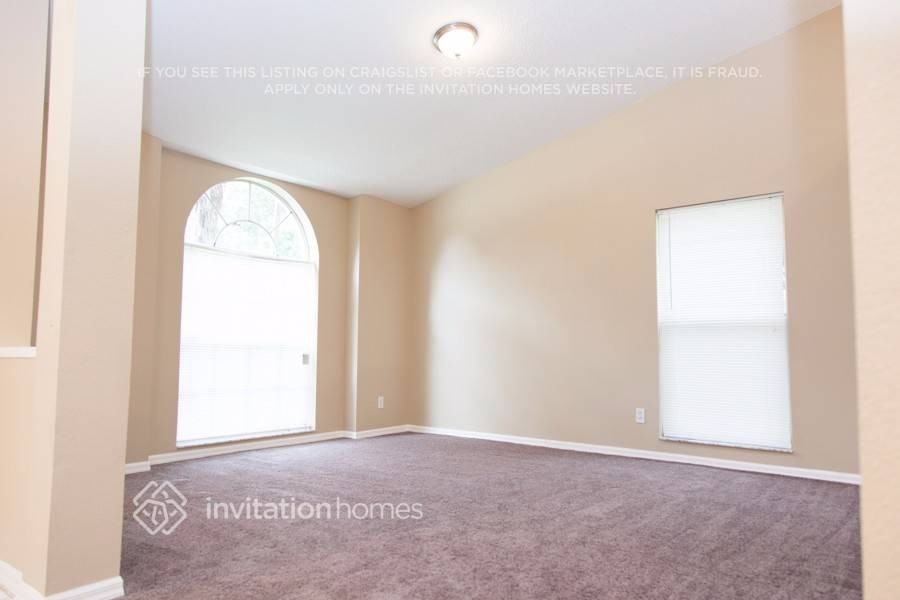 4609 Rockingchair Dr - Photo 3 of 23