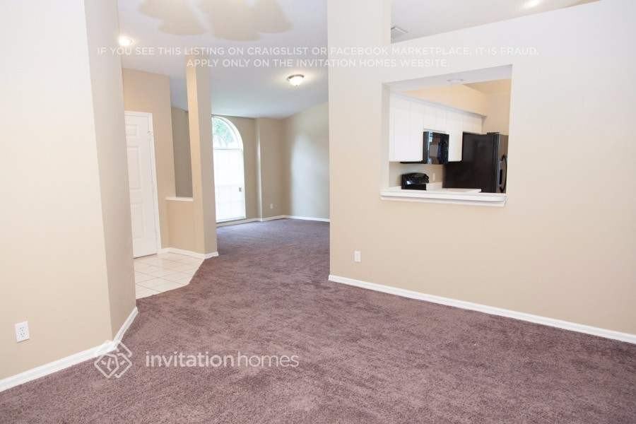 4609 Rockingchair Dr - Photo 2 of 23