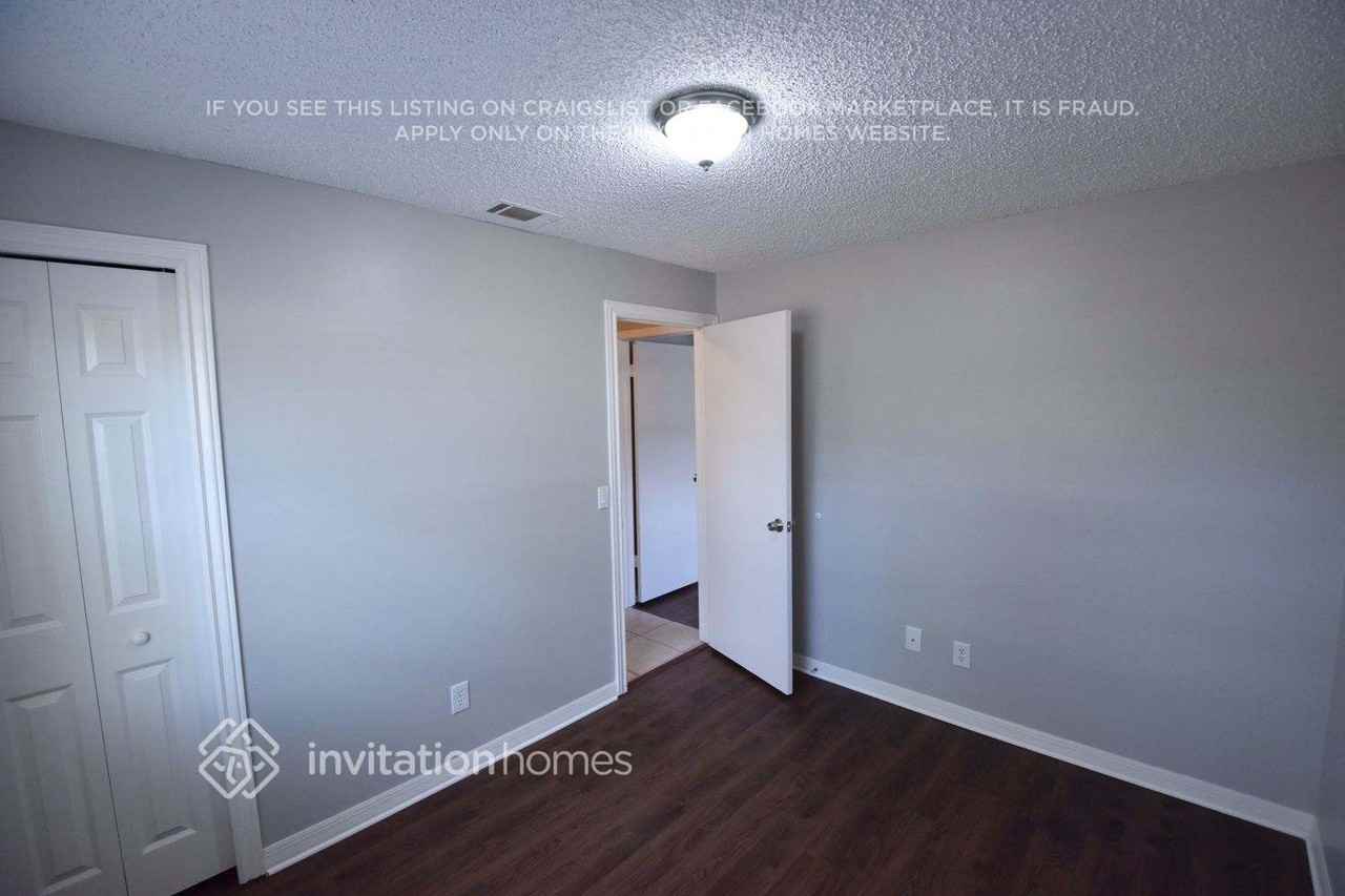 1185 Village Forest Pl - Photo 7 of 14