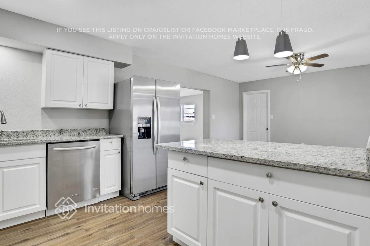 458 Fanfair Ave - Photo 7 of 26