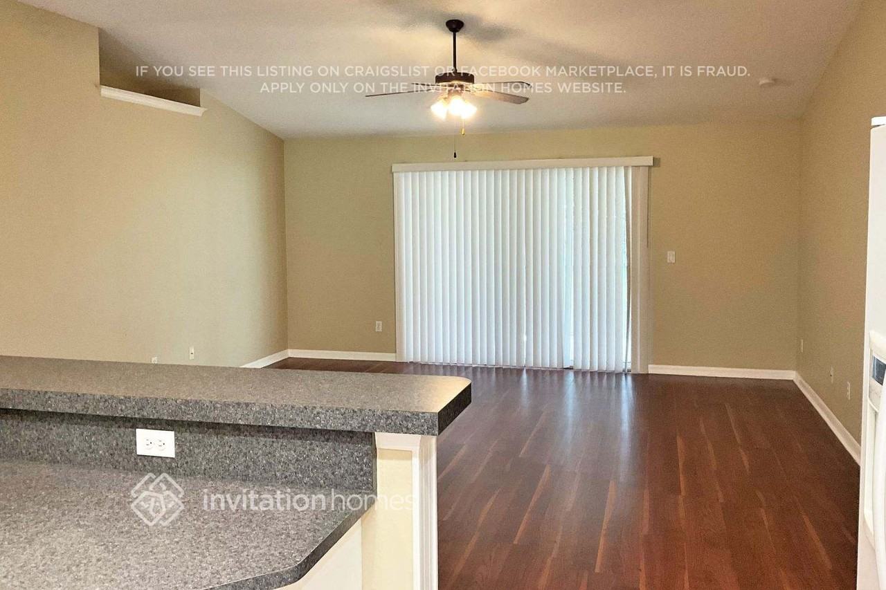 1670 S High St - Photo 3 of 13