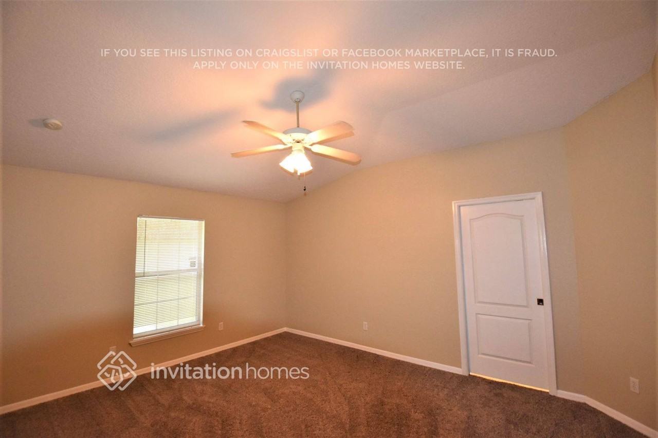 1670 S High St - Photo 7 of 13