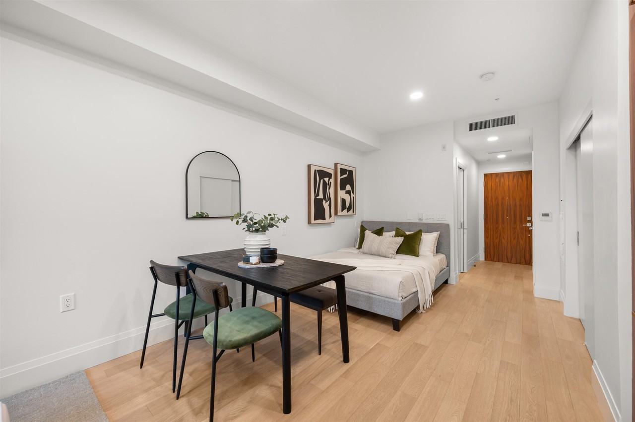 2550 Garden Drive - Photo 4 of 10