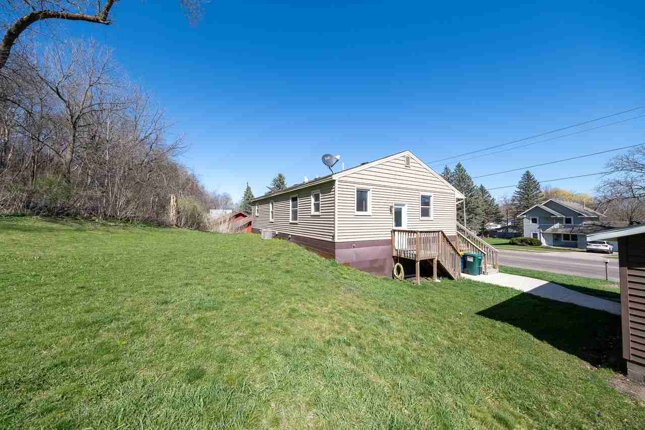728 Willow St #1 - Photo 2 of 26