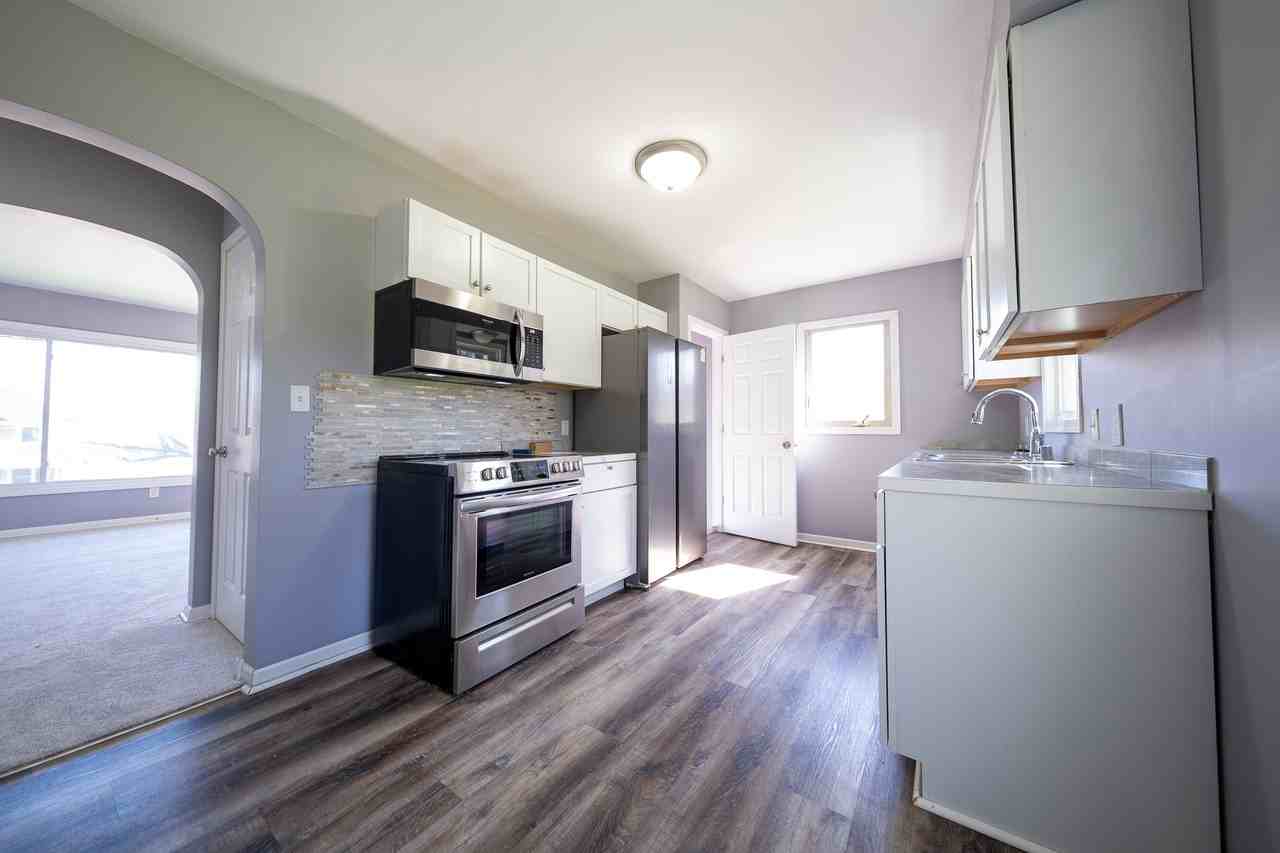 728 Willow St #1 - Photo 5 of 26