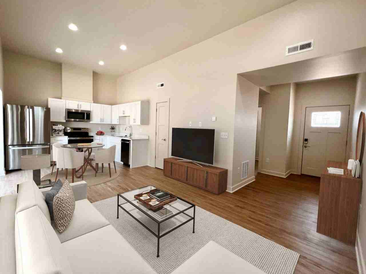 Concord Villas - Photo 6 of 50