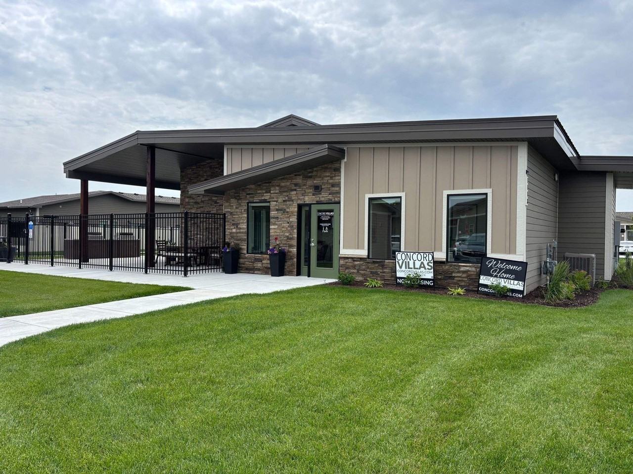 Concord Villas - Photo 7 of 50