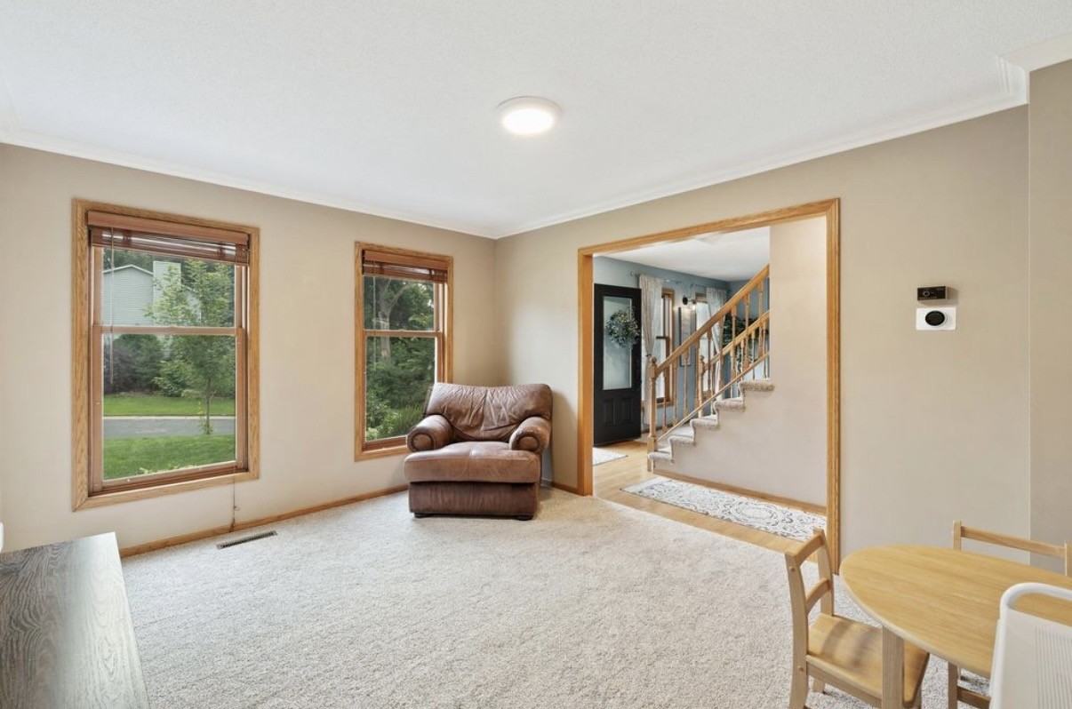 1389 Camelback Dr #1 - Photo 6 of 30