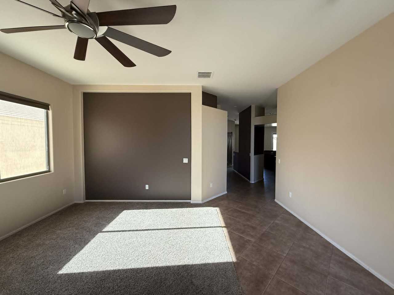 538 W Chatfield St #1 - Photo 4 of 43