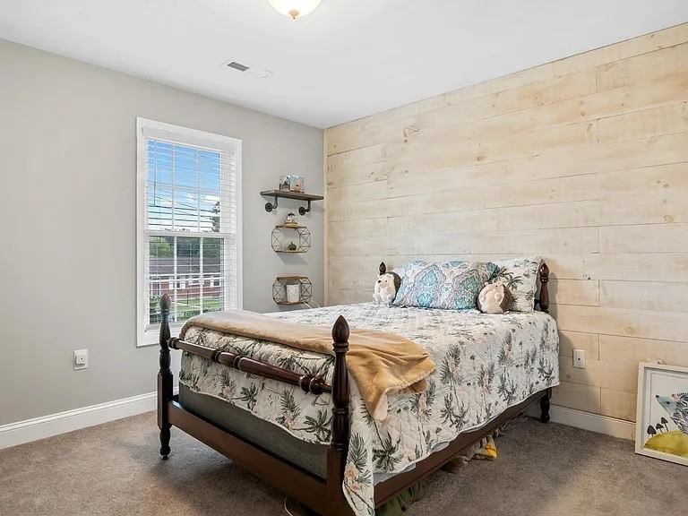 1109 Stoutamire Drive - Photo 7 of 12