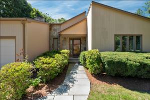 featured image of 52 Rayburn Rd #1