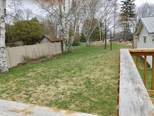 432 Jamieson Dr - Photo 4 of 18