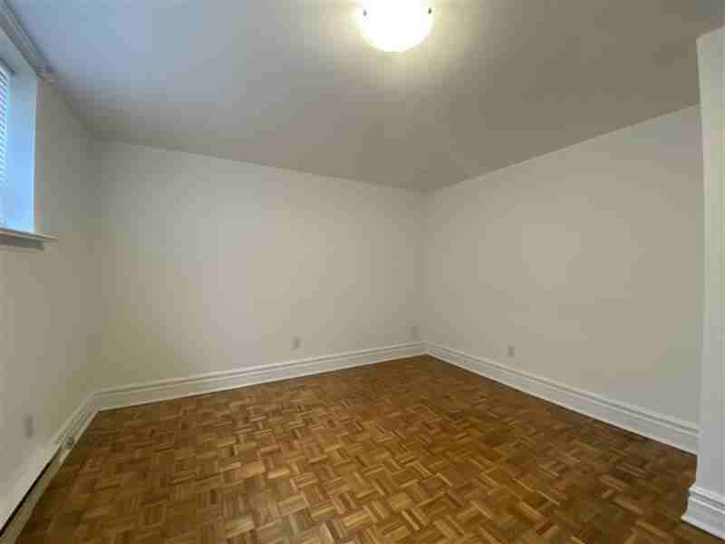 46C Hillsdale Ave. E - Photo 4 of 10