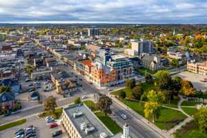 featured image of 475 George St N