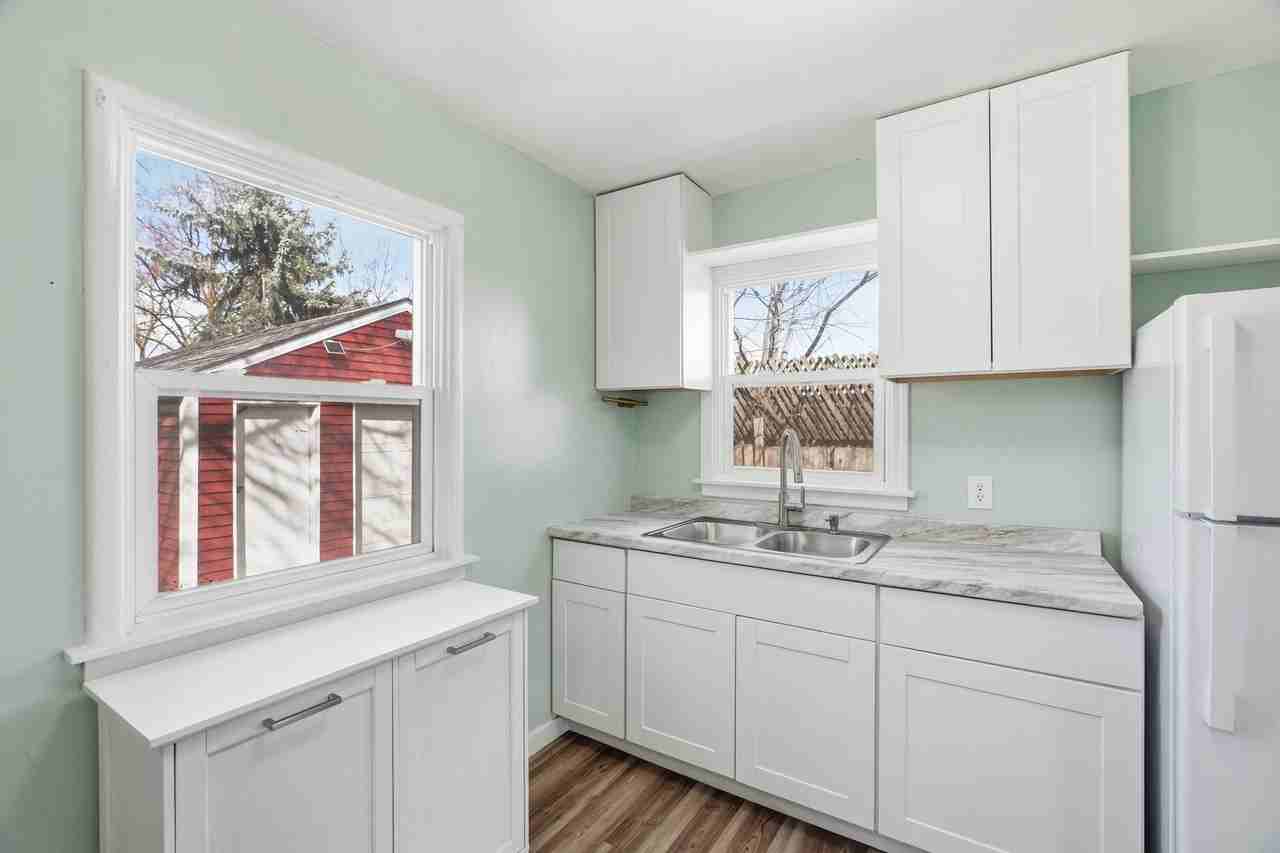2707 E South Crescent Ave #1 - Photo 6 of 22