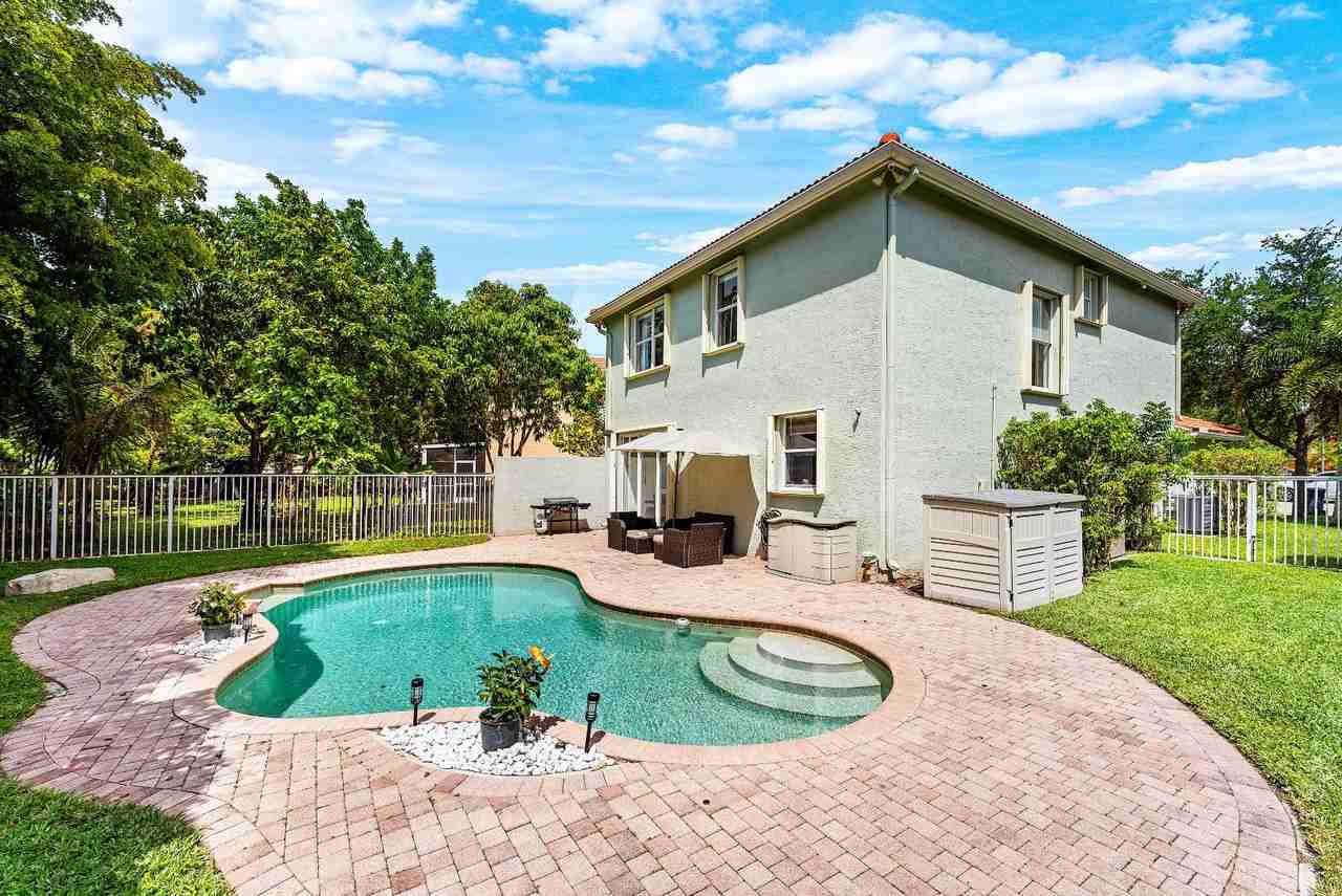 681 Garden Cress Trl - Photo 2 of 11