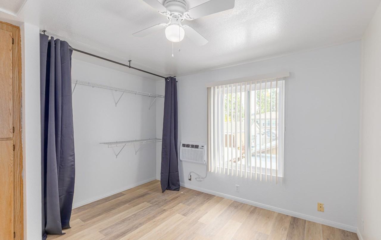 1231 Persimmon Ave - Photo 7 of 7