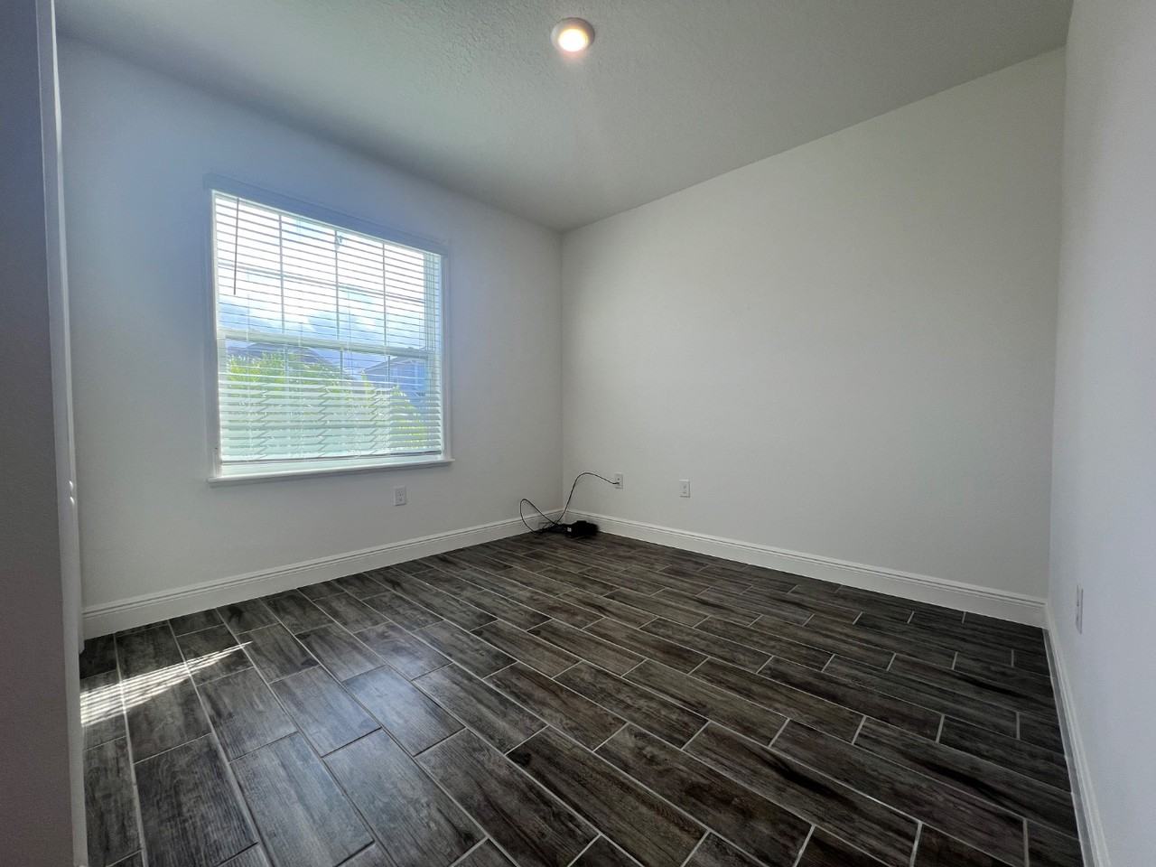 301 Jackson Loop - Photo 3 of 20