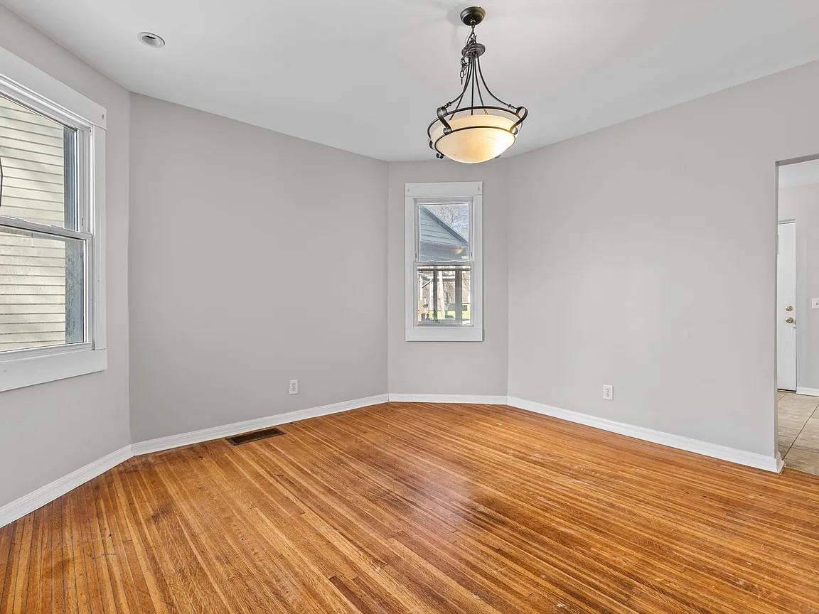 285 Richard St #1 - Photo 7 of 14