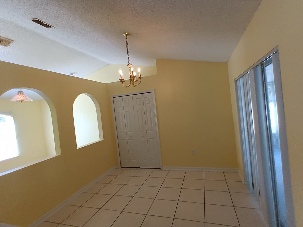 433 Flamingo Ct #1 - Photo 5 of 14