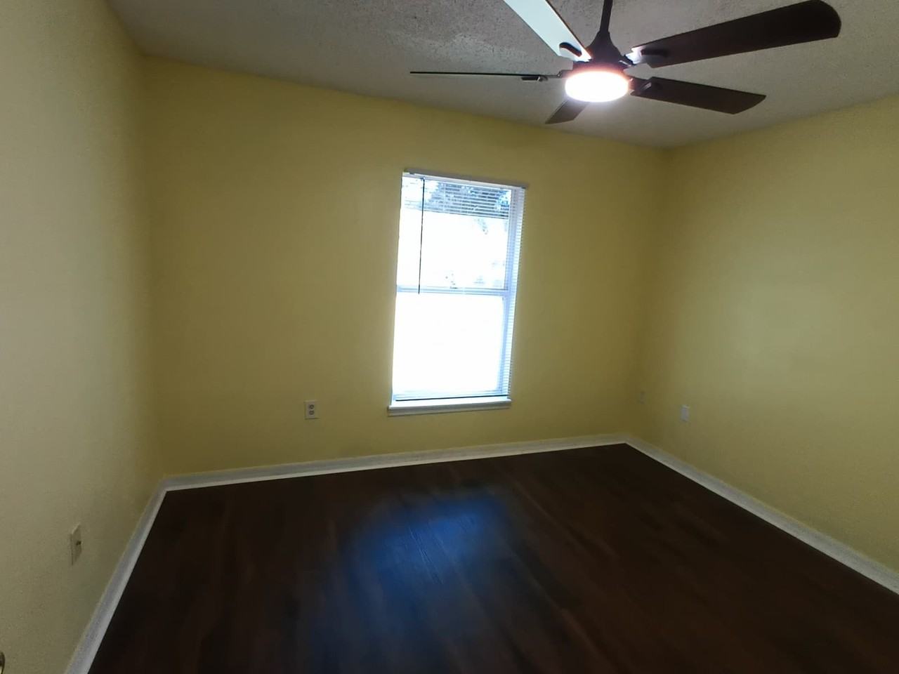 433 Flamingo Ct #1 - Photo 6 of 14