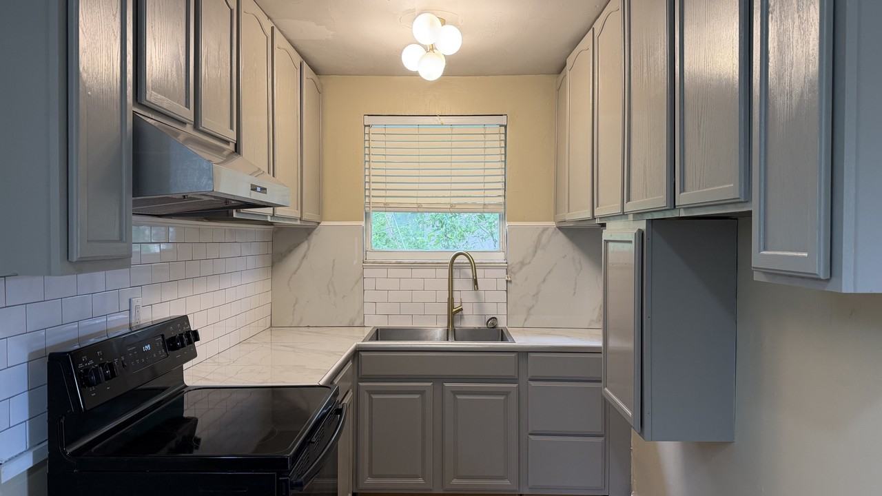 3344 Soutel Dr #1 - Photo 7 of 13