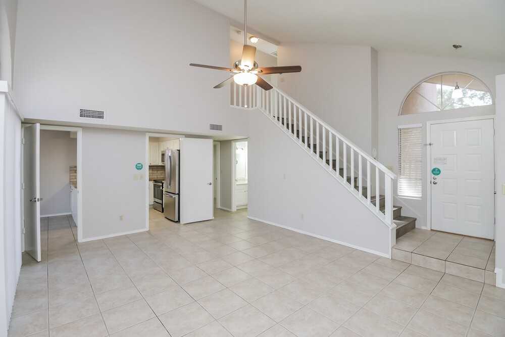 2282 W Park Ave - Photo 6 of 17