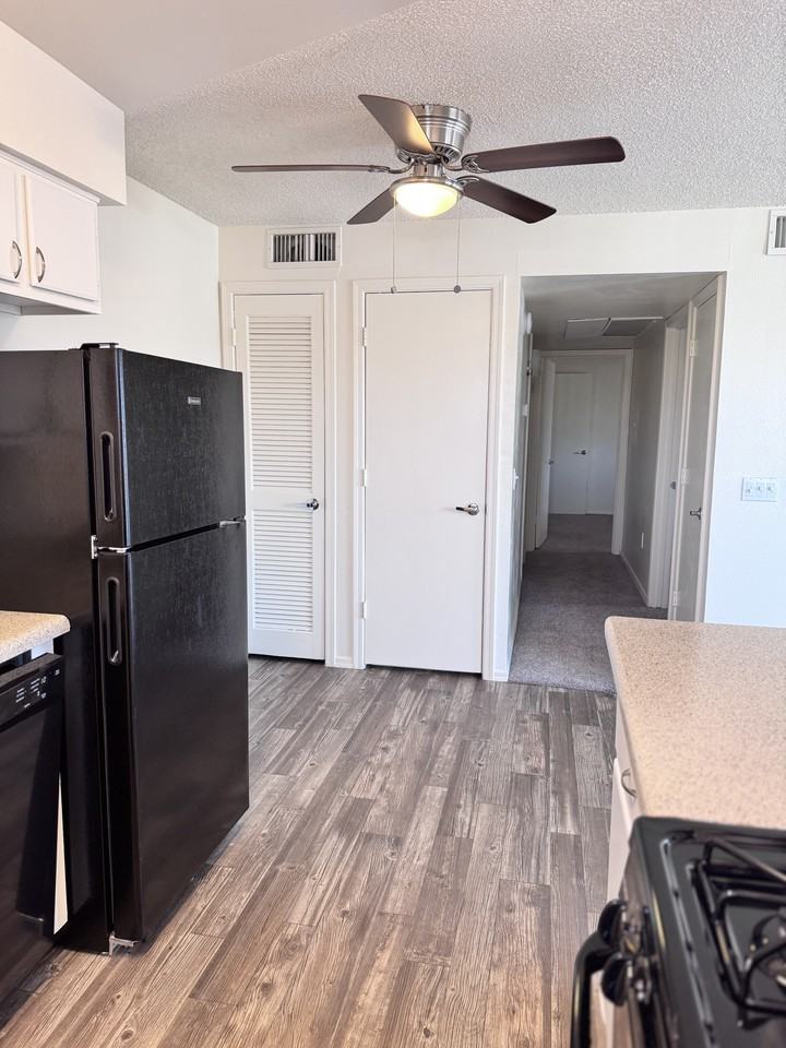 9777 N. Thornydale Road9205 #9205 - Photo 4 of 47