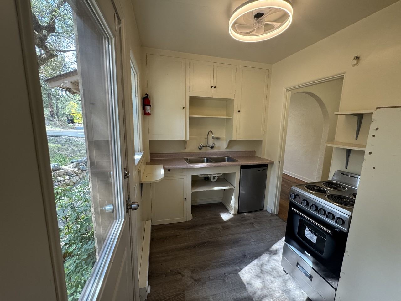 335 Pioneer Dr #1 - Photo 5 of 8