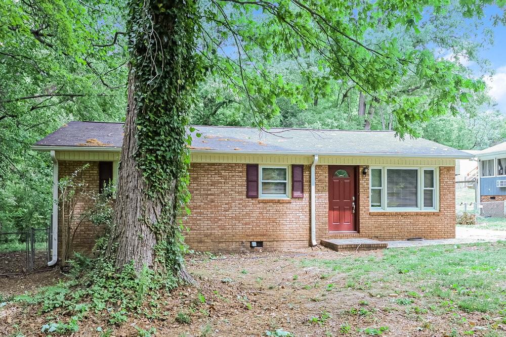 2910 Freida Ln - Photo 3 of 16
