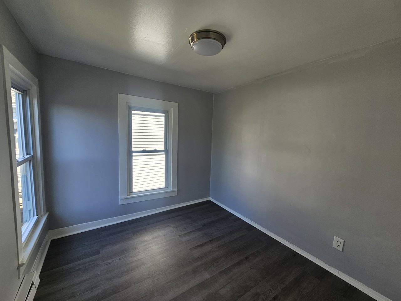 303 Gardner St #2 - Photo 4 of 8